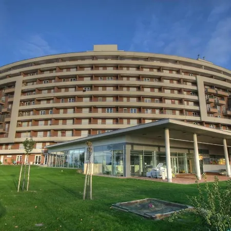 Club 218 Wellness + Panorama Appartement Siófok