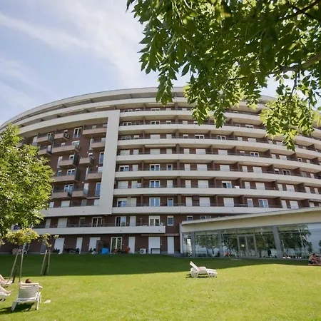 Club 218 Wellness + Panorama Apartment